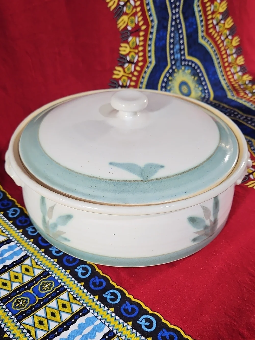 Vintage VAUN Handcrafted Studio Pottery Stoneware Lidded Casserole Dish - Signed